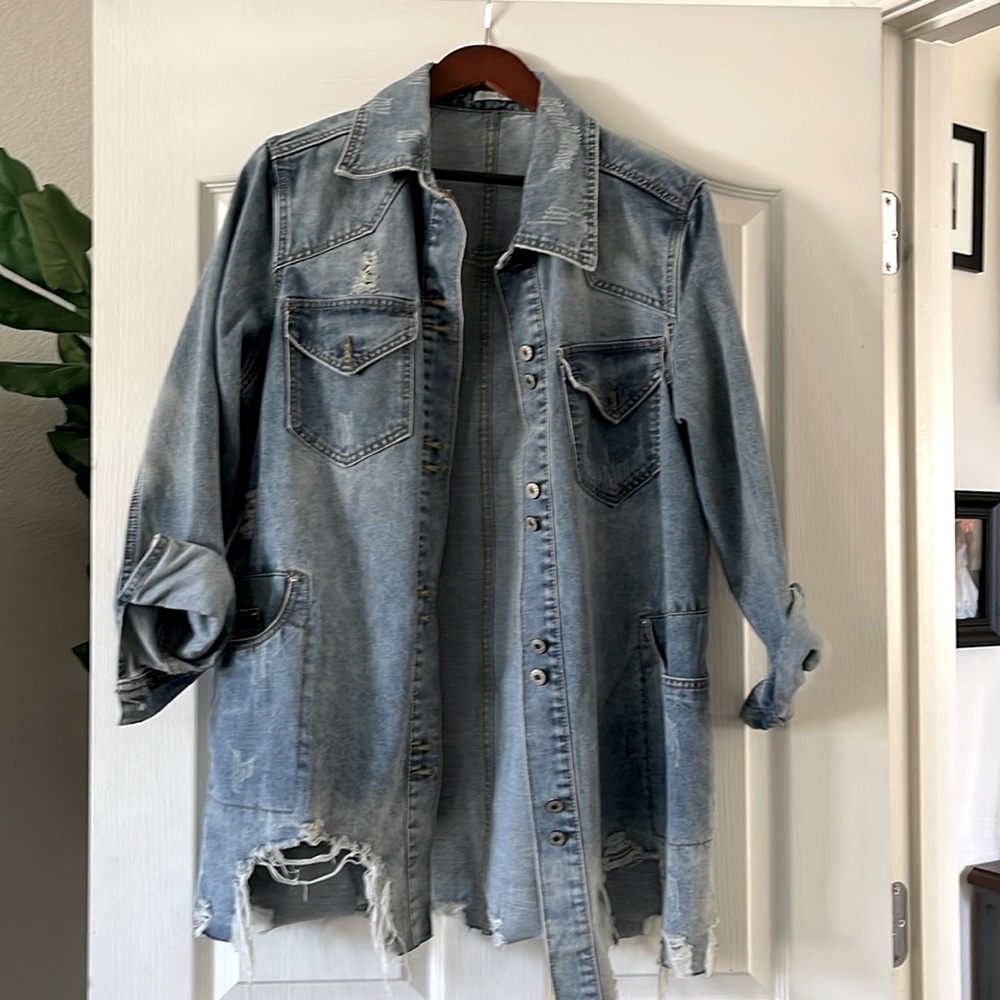 Blazer/jacket denim, distressed super cute over a black bodysuit!